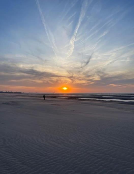Studio Avec Jardin Rosendael Proche Plage Dunkirk Exterior photo